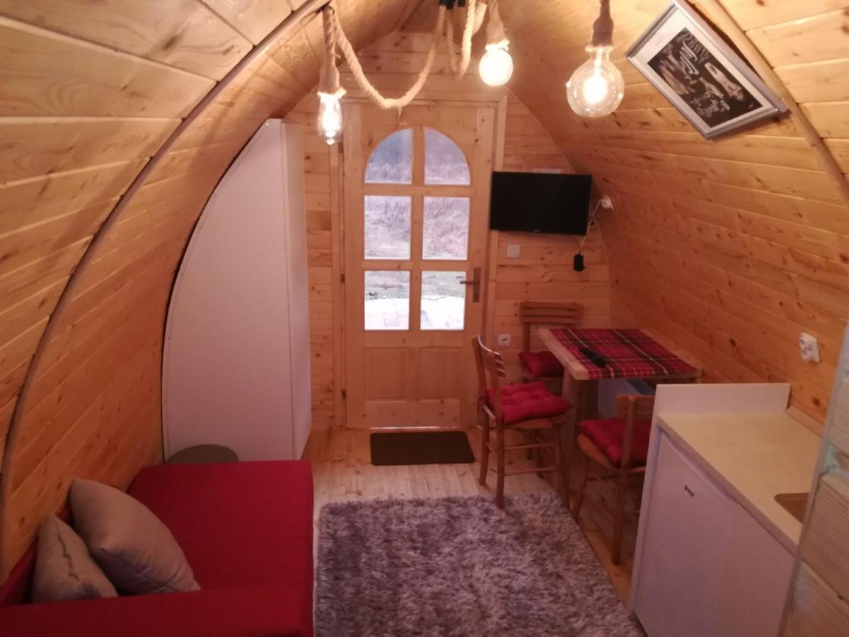 Vila Jelena - Bungalov Crni Vrh Esterno foto