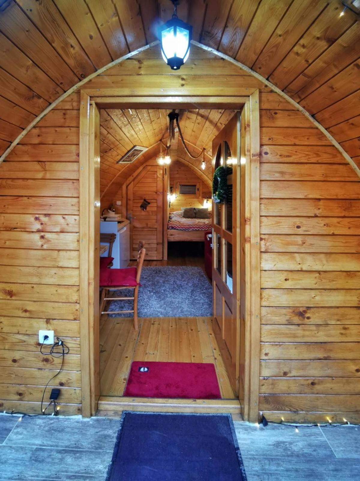 Vila Jelena - Bungalov Crni Vrh Esterno foto